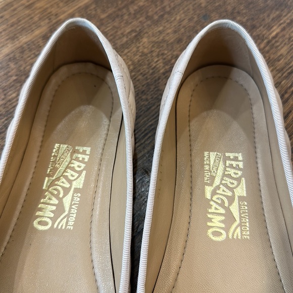 Salvadore Ferragamo Beige Flats ✨ - Picture 12 of 13